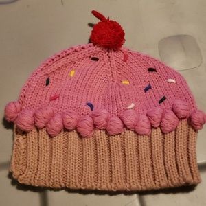Cupcake beanie